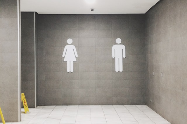 restroom germs